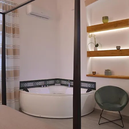 The Court Suites & Spa Taranto Exterior foto
