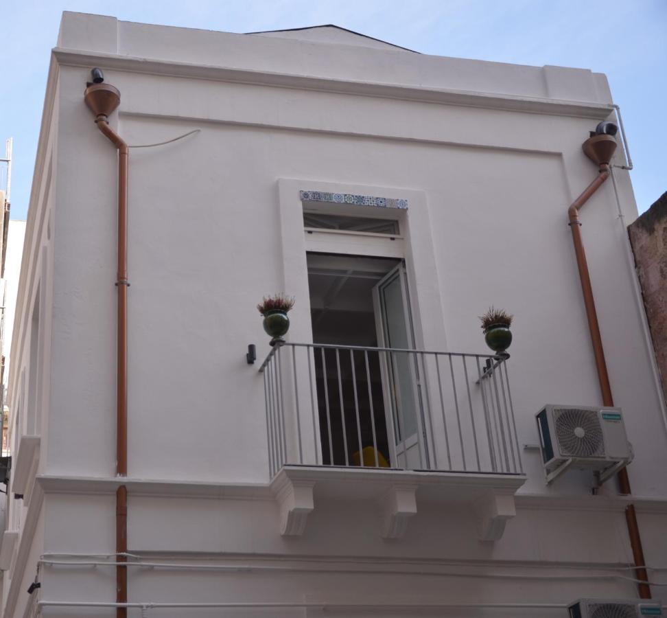 The Court & Apartment
